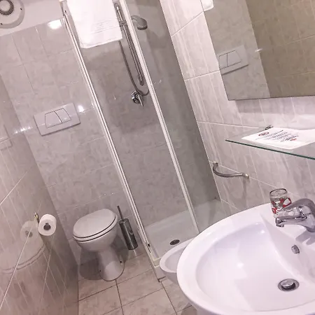 Sophie Oda ve Kahvaltı Assisi